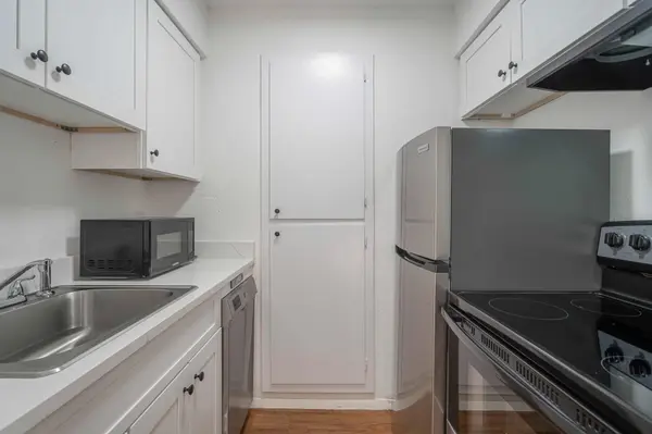 4701 Red River ST #102, Austin, TX 78751