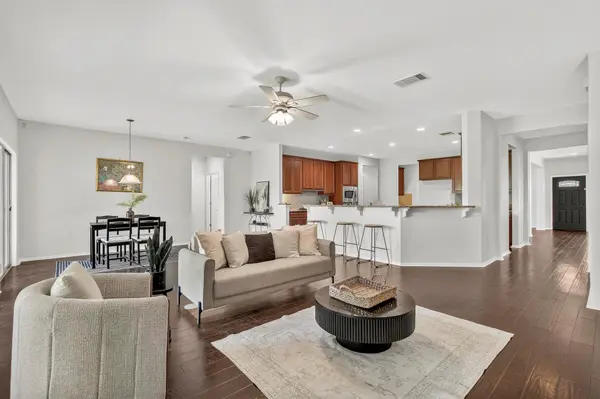 213 Mustang Island TRL, Georgetown, TX 78633