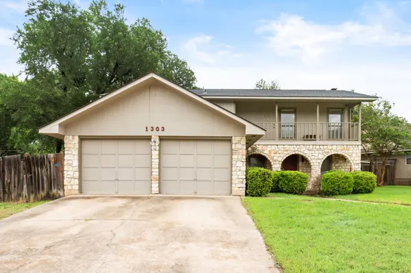 1303 Creekview DR, Round Rock, TX 78681