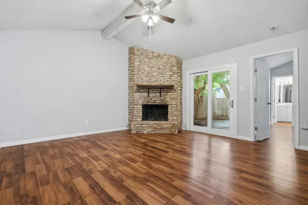6305 Emerald Forest DR #B, Austin, TX 78745