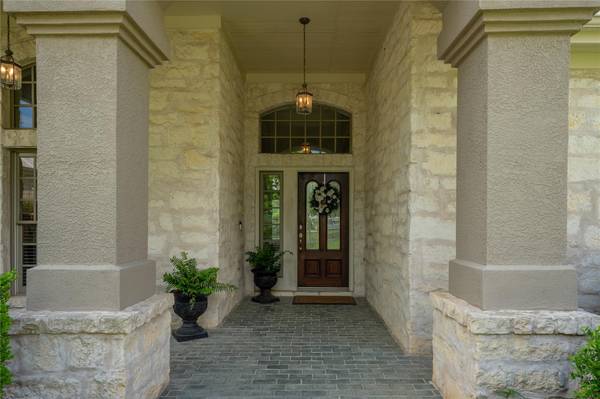 220 Mallet CT, Austin, TX 78737