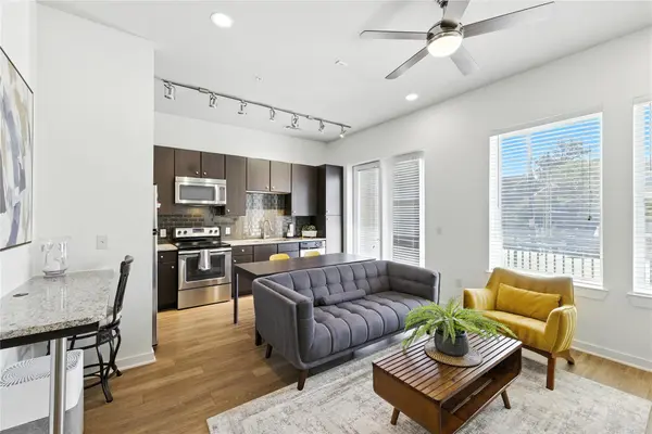 1900 Barton Springs RD #2003, Austin, TX 78704