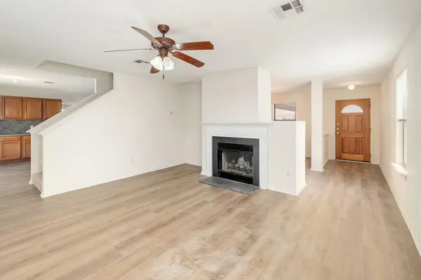 3502 Sandy Brook DR, Round Rock, TX 78665