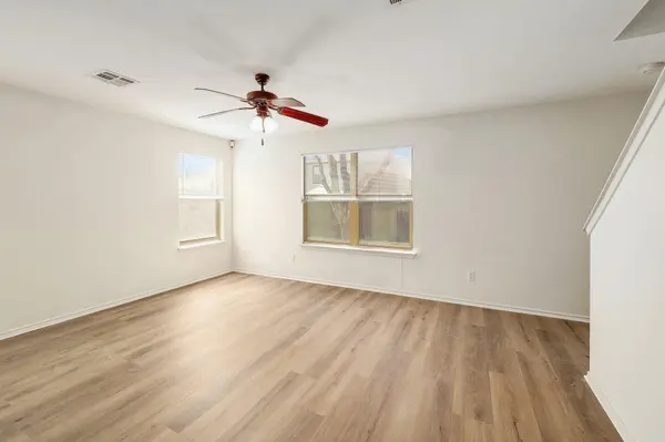3502 Sandy Brook DR, Round Rock, TX 78665