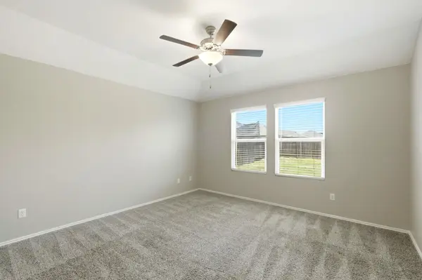 1001 Bluejack WAY, Hutto, TX 78634