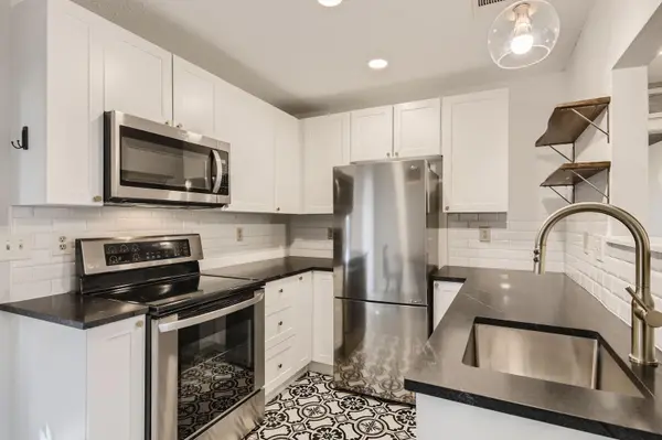 1015 E Yager LN #141, Austin, TX 78753