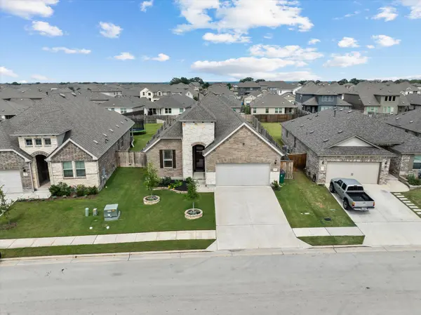 121 Shagbark TRL, Bastrop, TX 78602