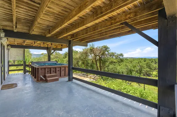 1203 Lakefield, Canyon Lake, TX 78133