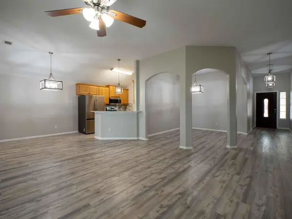 100 Linsey CV, Burnet, TX 78611