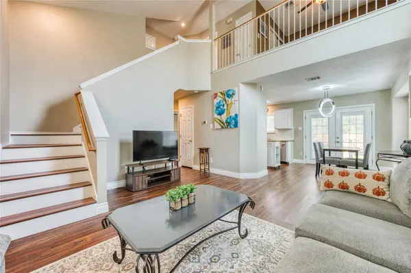 8325 Osborne DR, Austin, TX 78729