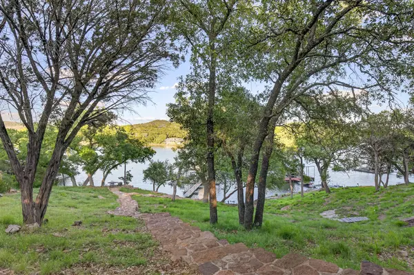 2512 Sunset Cliff RD, Burnet, TX 78611