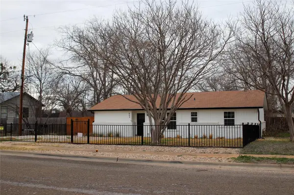 409 Avenue R, Marble Falls, TX 78654