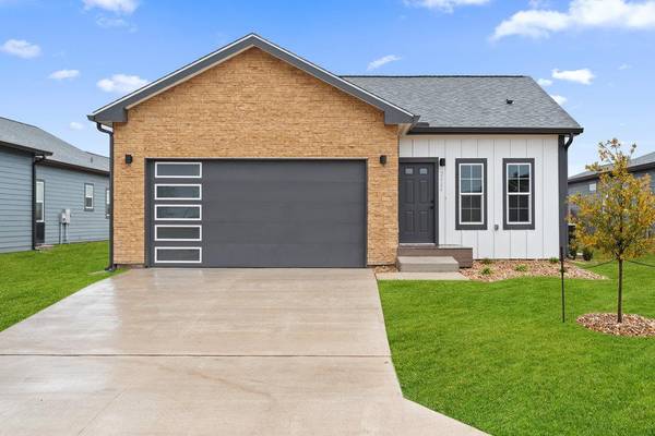 2029 Applewood DR, Lockhart, TX 78644