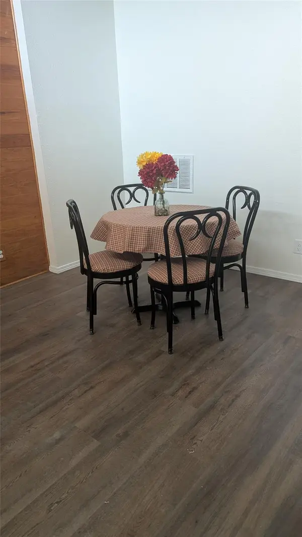 5804 Circulo DR #2A, Lago Vista, TX 78645