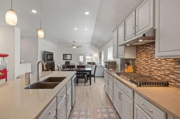 613 Sugar Cane RD, Buda, TX 78610