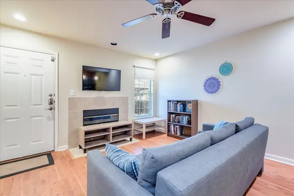 7685 Northcross DR #521, Austin, TX 78757