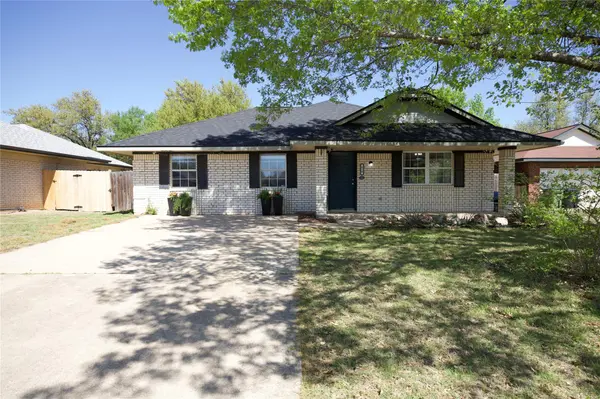 618 Bent Wood DR, Leander, TX 78641