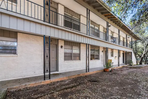 2411 S 5th ST, Austin, TX 78704