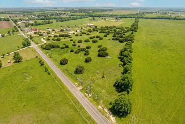 562 County Road 154, Georgetown, TX 78626