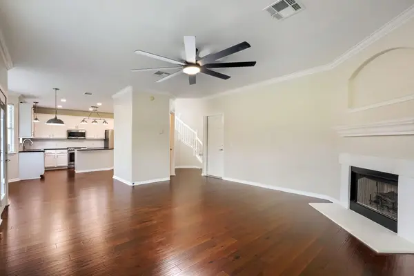 8215 Menlo Park PL, Round Rock, TX 78681