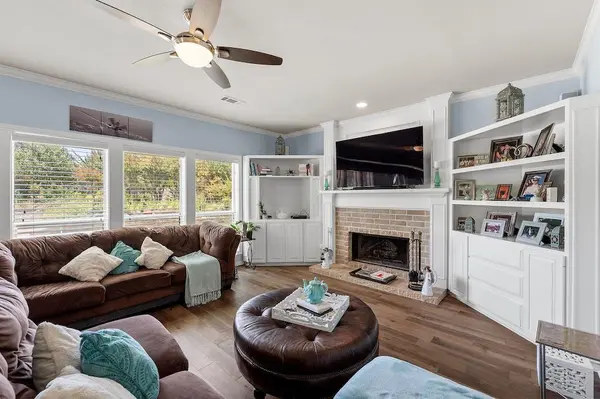 1207 Lakeway DR, Lakeway, TX 78734