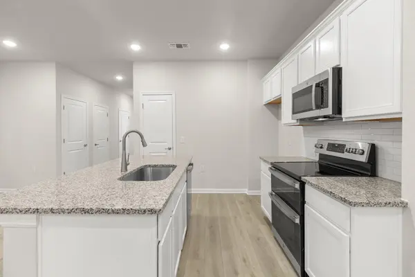16806 Sonoma Breeze DR, Manor, TX 78653