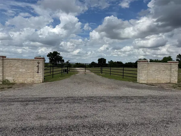 Address not disclosed, Holland, TX 76534