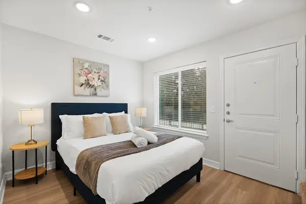1201 W Whitestone BLVD #H-203, Cedar Park, TX 78613