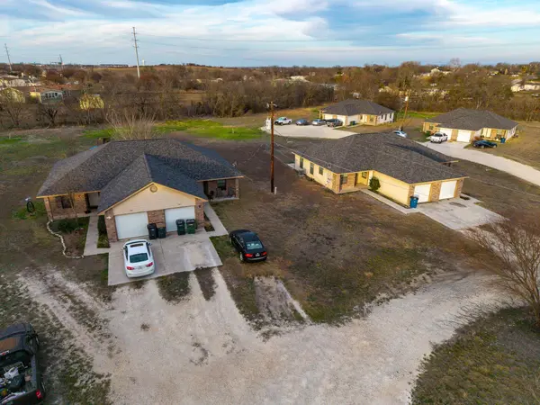 540-566 Crest Circle DR, San Marcos, TX 78666