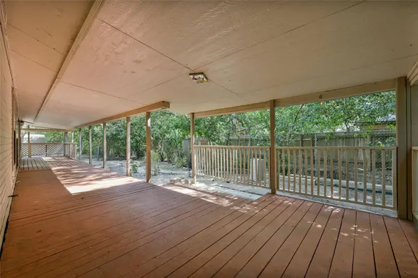 6713 SILVERMINE DR, Austin, TX 78736