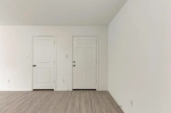 313 Marty Allen LOOP, Jarrell, TX 76537