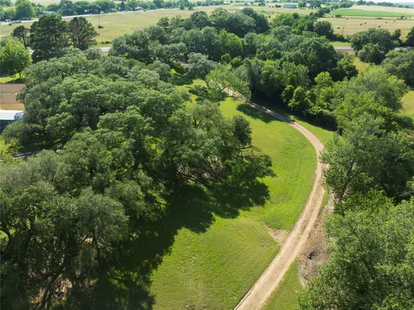 000 S US Highway 77 HWY, La Grange, TX 78945