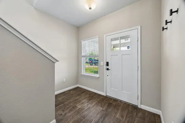104 Blue Sage DR, Leander, TX 78641