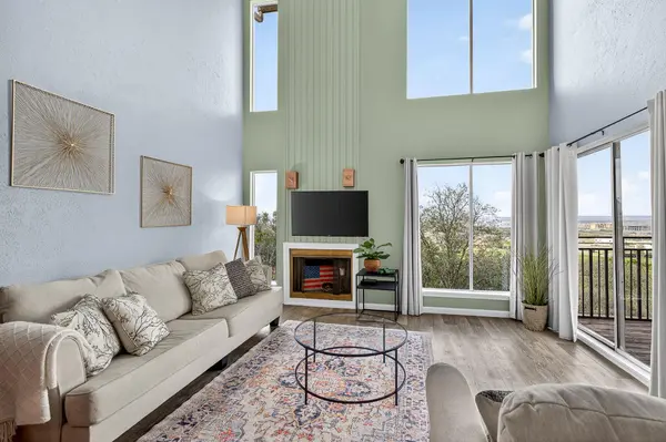 400 Hi There #104, Horseshoe Bay, TX 78657