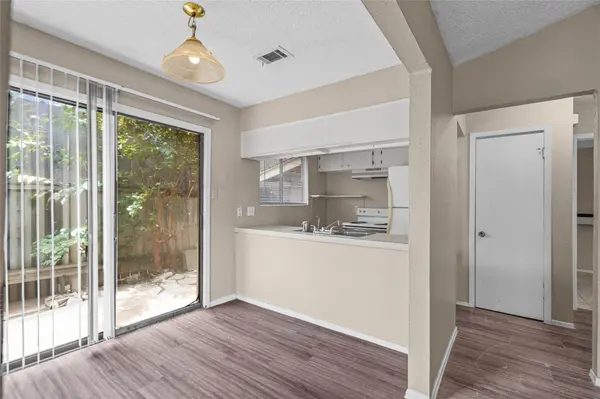 2809 Parker LN #D, Austin, TX 78741