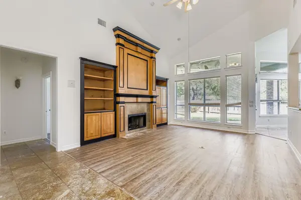 1404 Hidden Glen DR, Round Rock, TX 78681