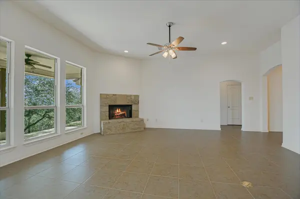 851 Stone Mountain DR, Marble Falls, TX 78654