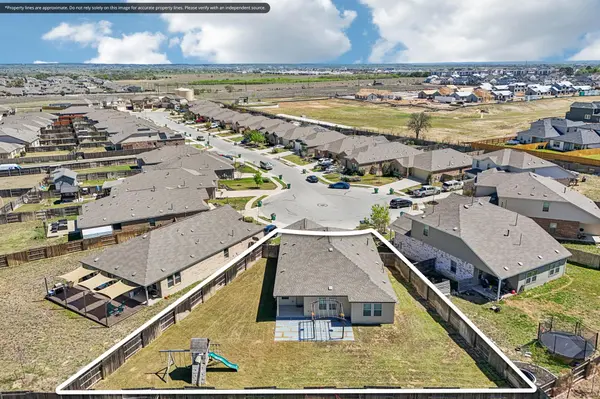138 George Kimble CV, Bastrop, TX 78602