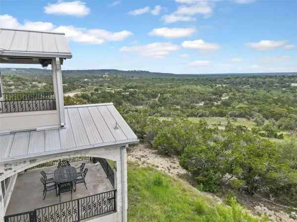 910 Plant Lady LN, Dripping Springs, TX 78620