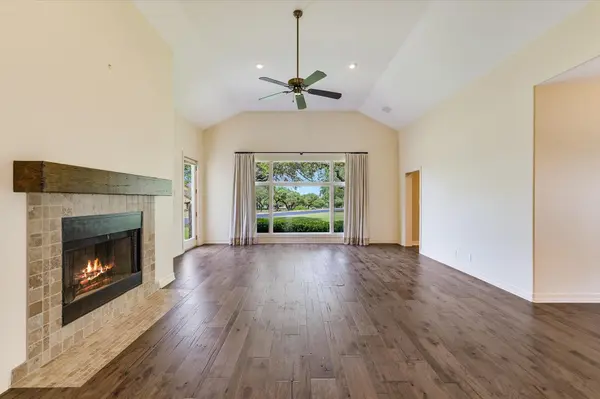 2300 FOUNDERS CIR, Spicewood, TX 78669