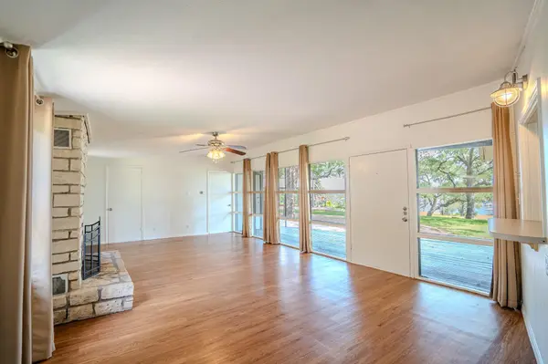 16013 Edwards DR, Austin, TX 78734