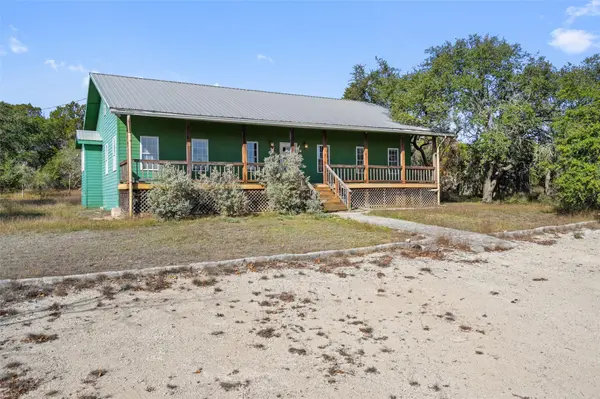 1401 Pursley RD, Dripping Springs, TX 78620