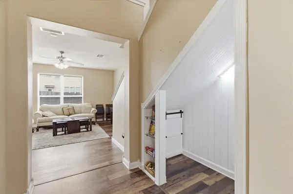 359 Bloomsbury DR, Kyle, TX 78640