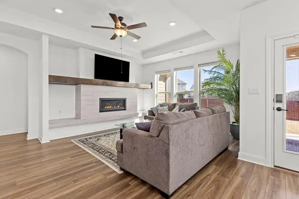 317 Canyoncrest WAY, Liberty Hill, TX 78642
