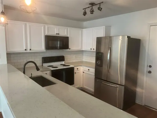 8511 Davis Oaks TRL, Austin, TX 78748