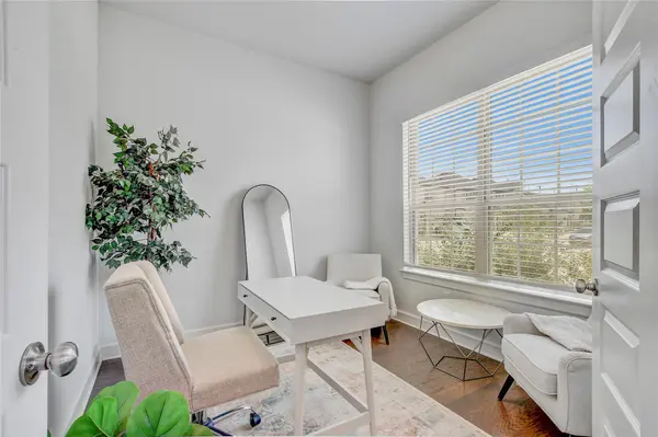 2714 Sebring CIR, Austin, TX 78747