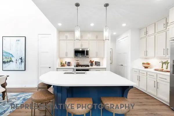 357 Blue Summit BND, Liberty Hill, TX 78642