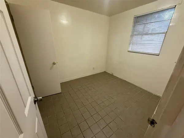 2921 E 12th ST #E, Austin, TX 78702