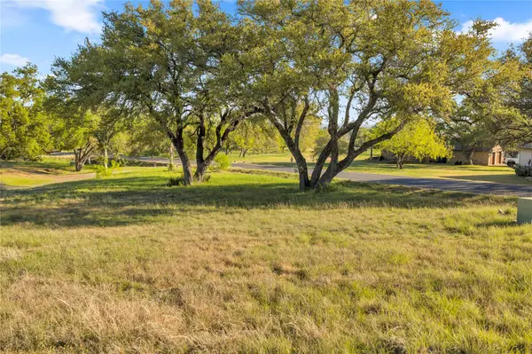 W18094 Faultline ST, Horseshoe Bay, TX 78657