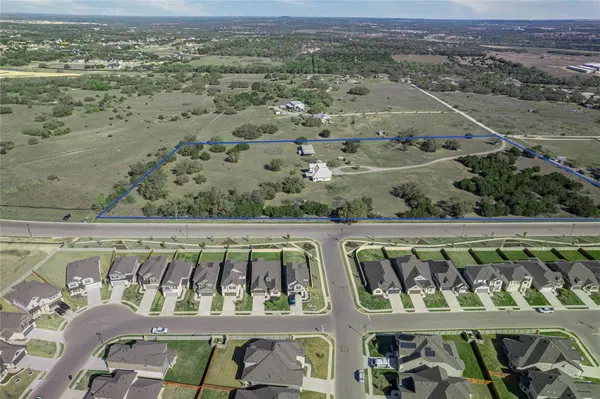 310 Craigen RD, Liberty Hill, TX 78642